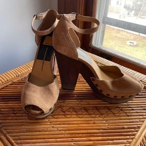 Dolce vita platform peep toe heels